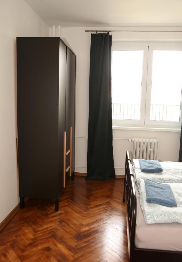 New Colorful Apartment With Big Balcony Bratislava Esterno foto